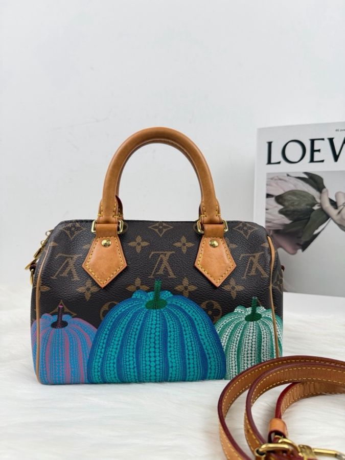 Louis Vuitton路易威登 草間彌生系列 speedy20南瓜彩繪 手拎斜挎包 無鎖跟鑰匙。-1