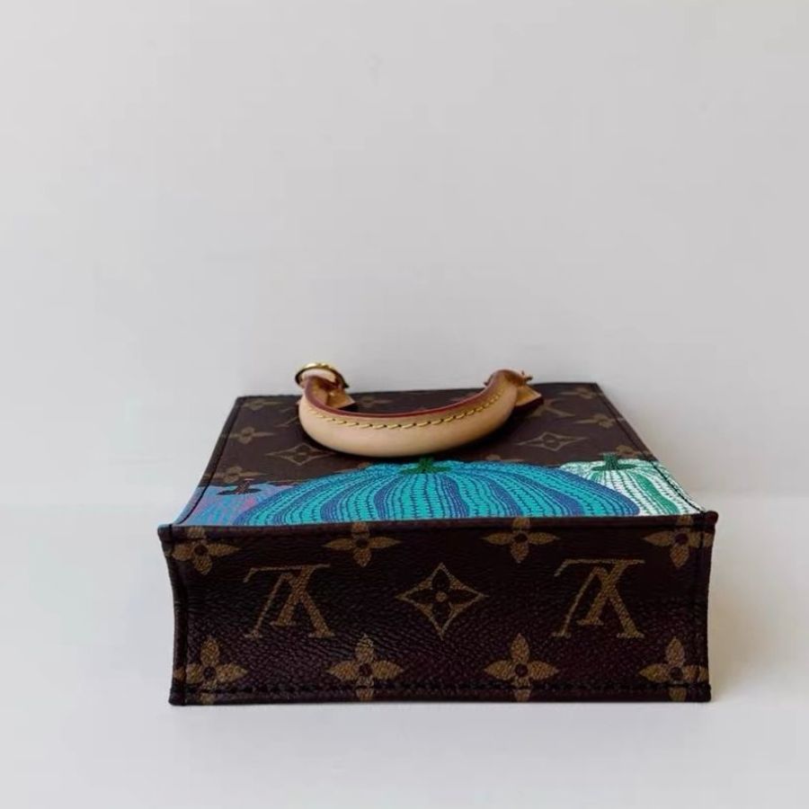 LV 草間彌生聯名限定款迷你琴譜 南瓜彩繪 芯片款 14×17×5cm 99新配件塵袋-5