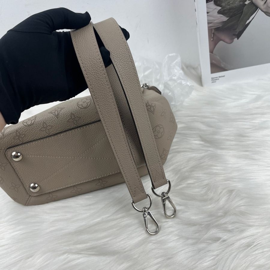 Louis Vuitton 路易威登 月光女神 Babylone chain BB 尺寸:24.0x 24.0x 14.0-8