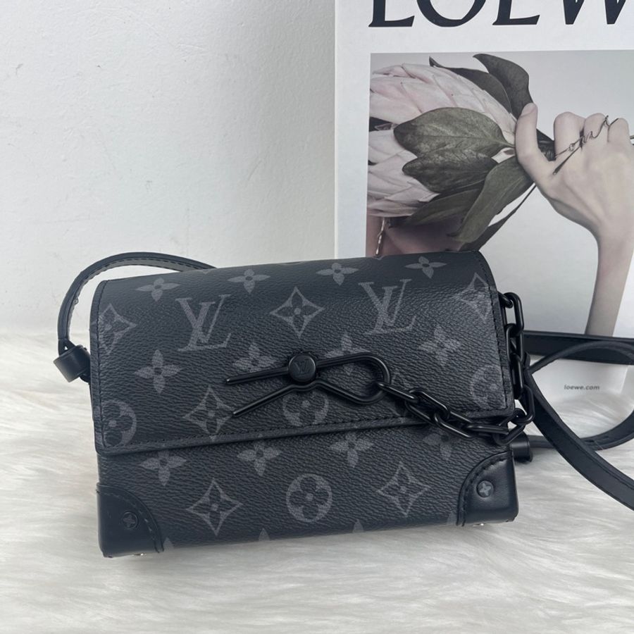 Louis Vuitton 路易威登Steamer 黑武士插銷盒子包,芯片款,尺寸:18 x 11 x 6.5-0