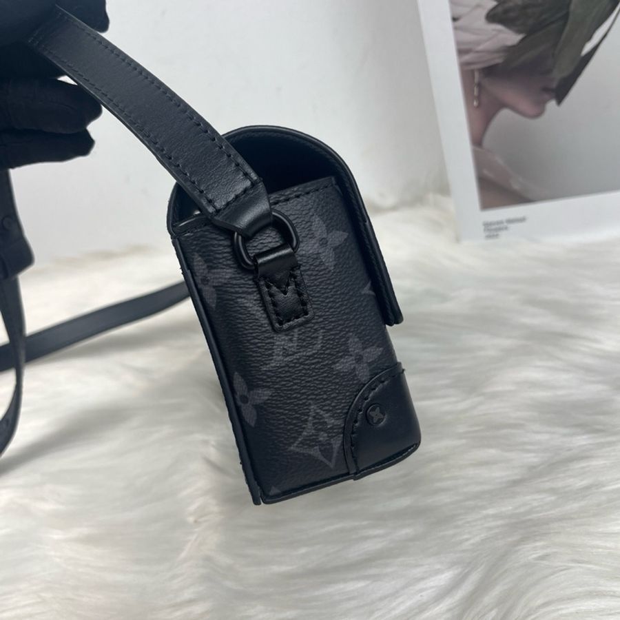 Louis Vuitton 路易威登Steamer 黑武士插銷盒子包,芯片款,尺寸:18 x 11 x 6.5-2