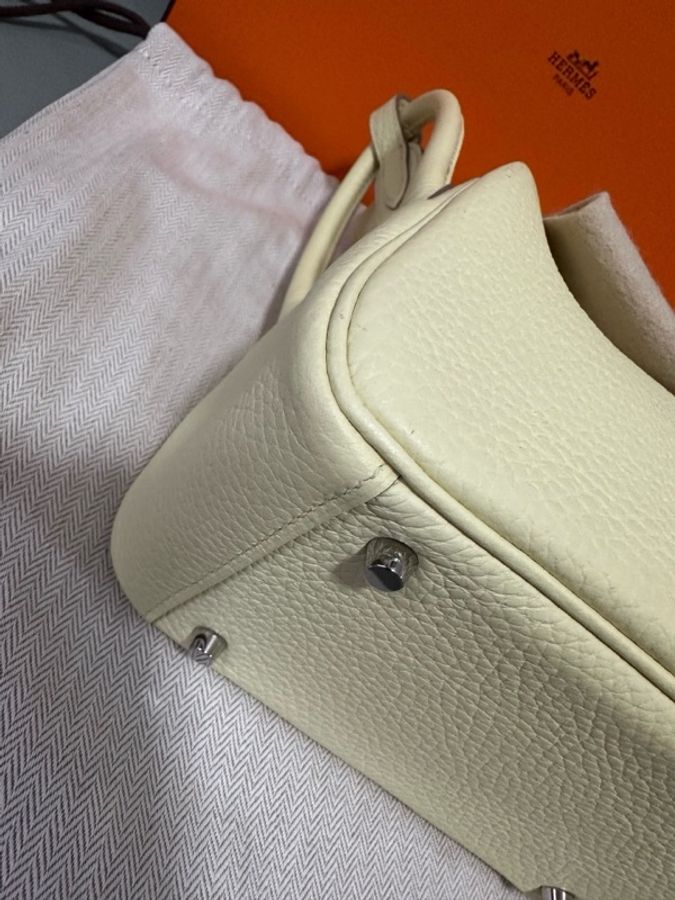 愛馬仕 / Hermès Mini Lindy i8 米爾頓檸檬黃（愛馬仕熱門亮色），T C 皮，W 刻印，24 年票據。-25