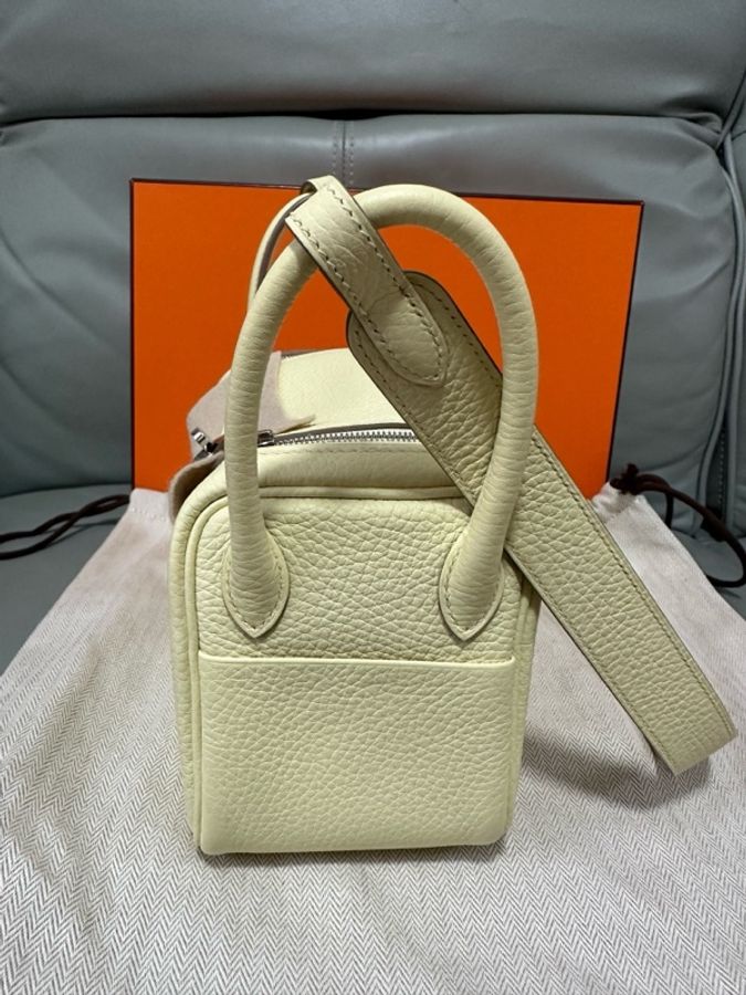 愛馬仕 / Hermès Mini Lindy i8 米爾頓檸檬黃（愛馬仕熱門亮色），T C 皮，W 刻印，24 年票據。-27