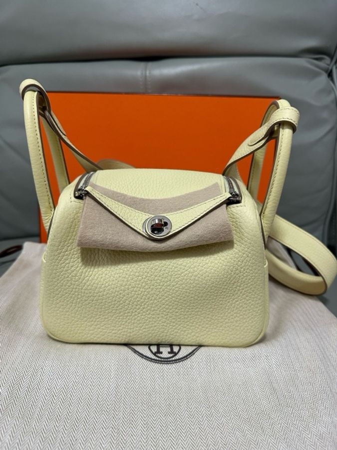 愛馬仕 / Hermès Mini Lindy i8 米爾頓檸檬黃（愛馬仕熱門亮色），T C 皮，W 刻印，24 年票據。-29