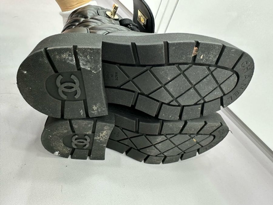 Chanel 雙C穿皮logo菱格紋短靴 36.5碼-5