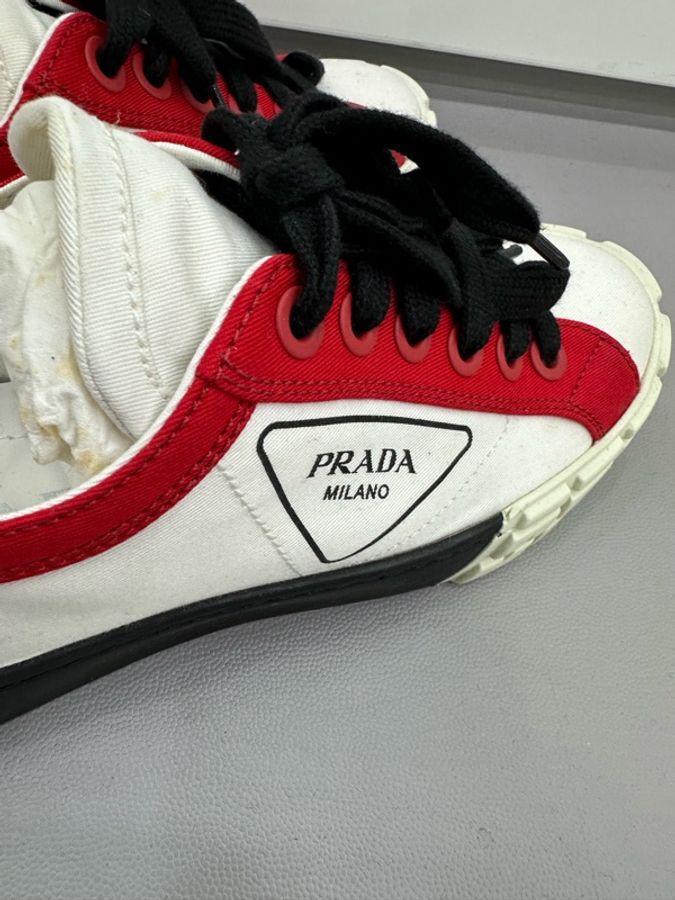 Prada 春夏拼色低筒帆布鞋休閒齒輪運動鞋餅乾鞋 35.5碼-1