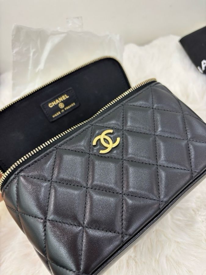 Chanel 香奈兒 黑金把手長盒子斜背包 晶片款 閒置-5