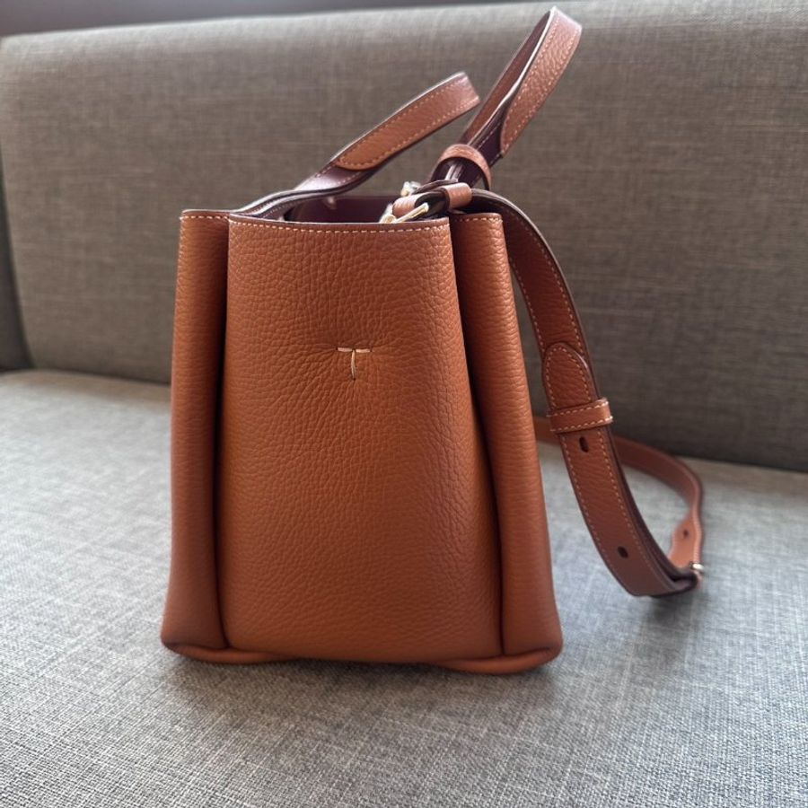 TOD'S 棕色荔枝紋牛皮 Timeless-2