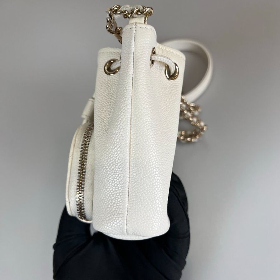 CHANEL 抽繩水桶包MINI 荔枝白 AP2913/晶片款-3