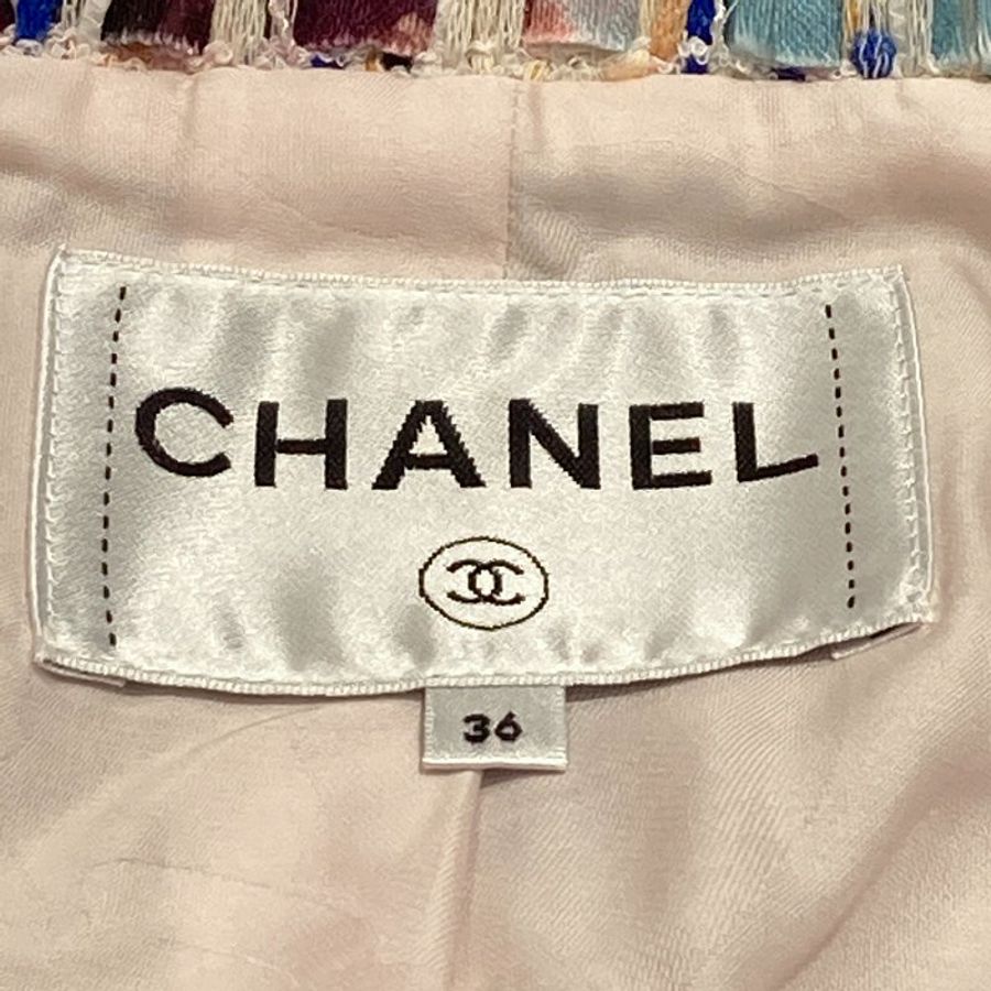 CHANEL 香奈兒 2018 年春夏系列 WATERFALL COLLECTION 瀑布系列秀款斜紋軟呢外套 彩色-7