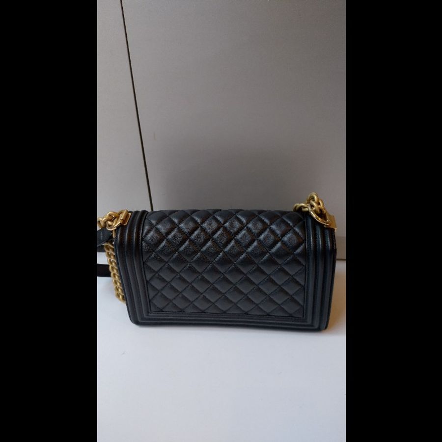Chanel 金鍊黑皮菱格Boy 包 25-5