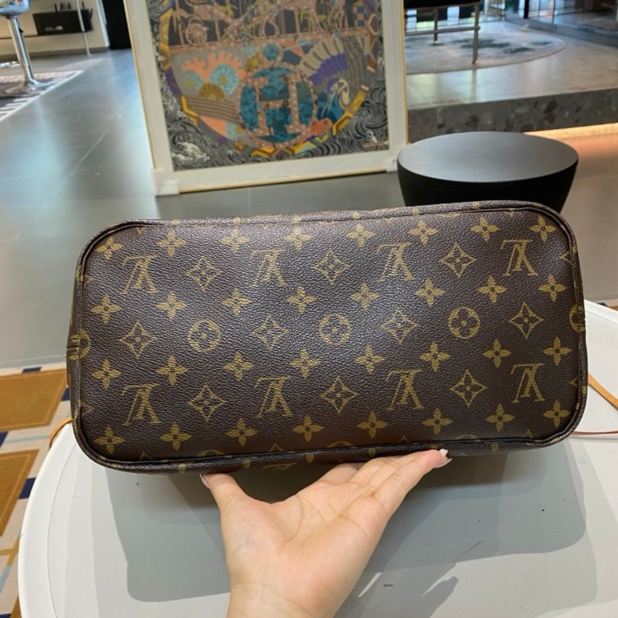 LV路易威登Neverfull老花中号米色内里托特包购物袋31*28*14-26
