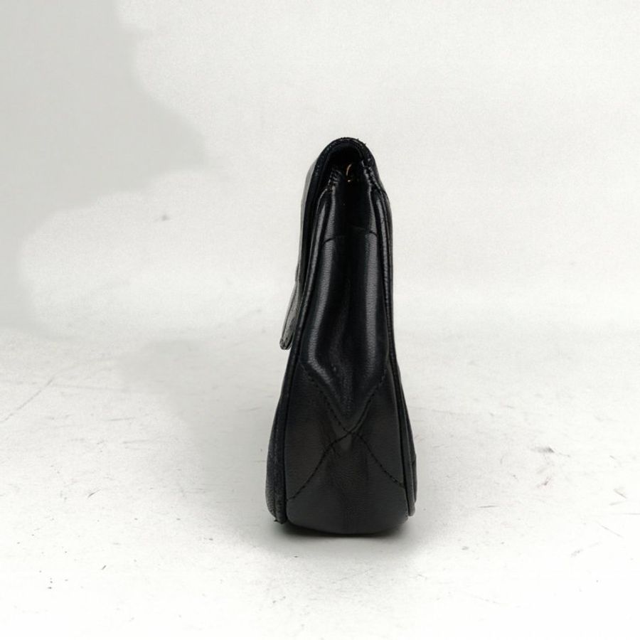 CHANEL 墨藍色羊皮革金扣中古黑金羊飯團斜挎包肩背包-1