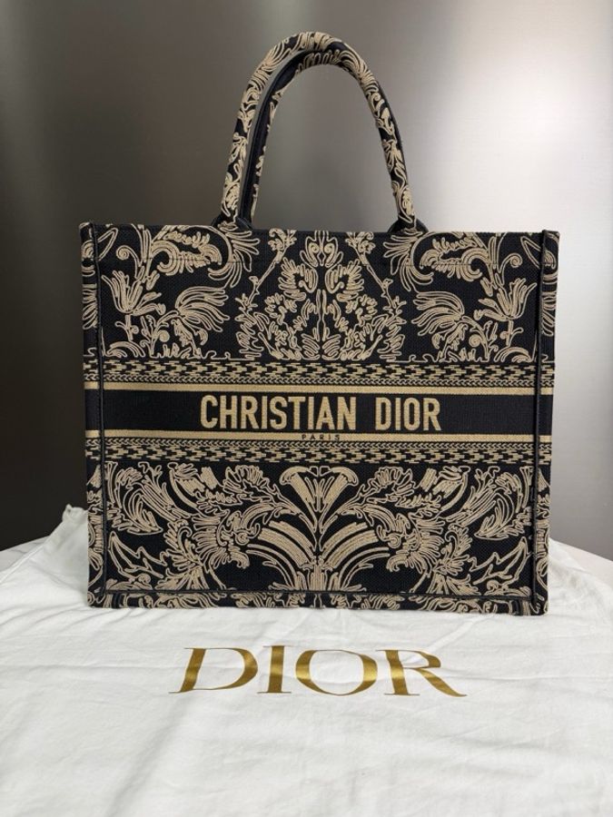 DIOR迪奧 大號BookTote Ornamental圖案線跡刺繡效果托特Tote購物袋手提包,男女同款 尺寸42×35cm-4