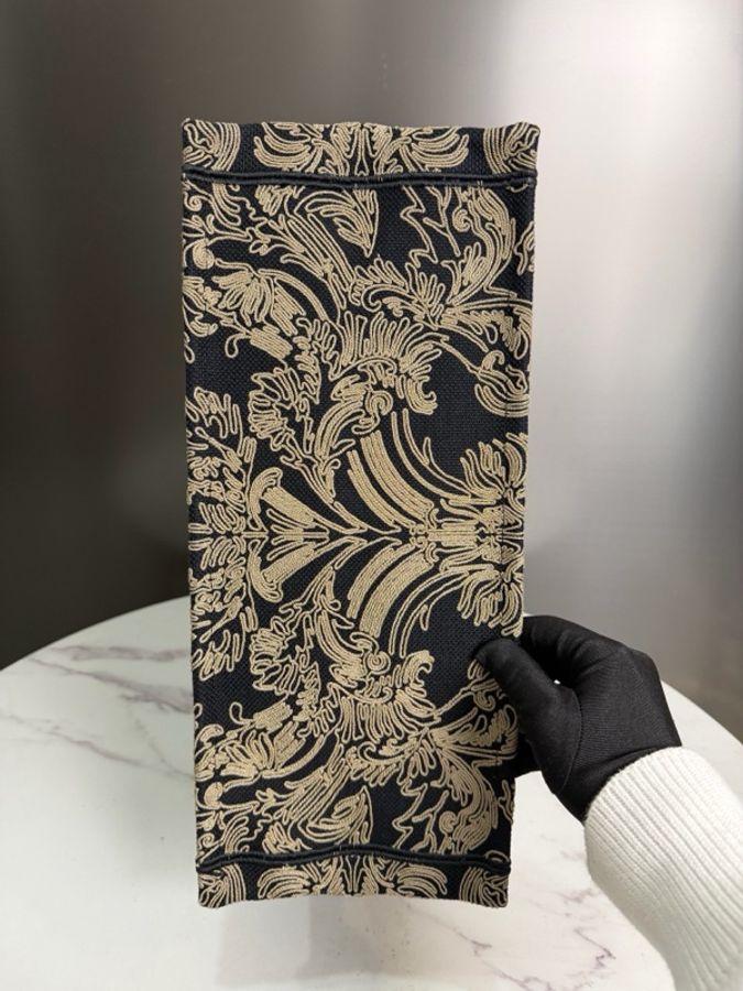 DIOR迪奧 大號BookTote Ornamental圖案線跡刺繡效果托特Tote購物袋手提包,男女同款 尺寸42×35cm-12