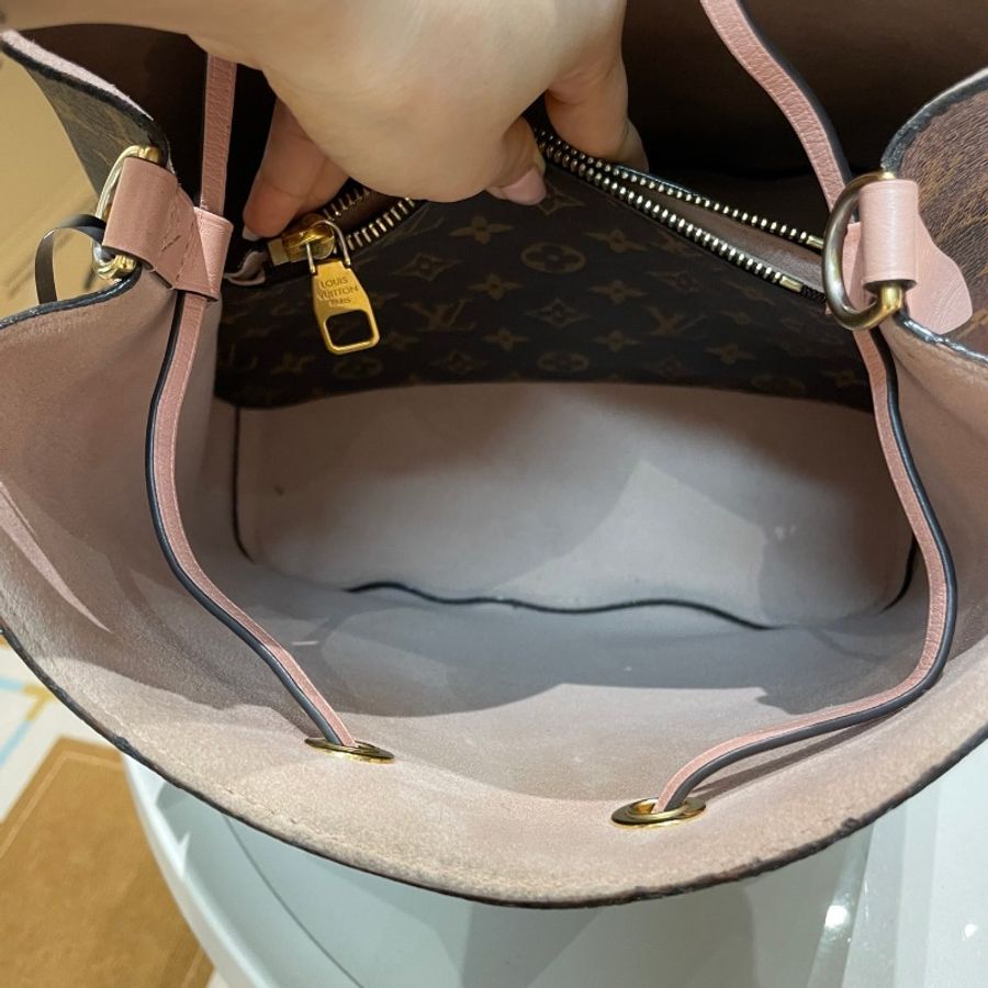 LV路易威登NÉONOÉ水桶包粉内里26*25.5*17-9