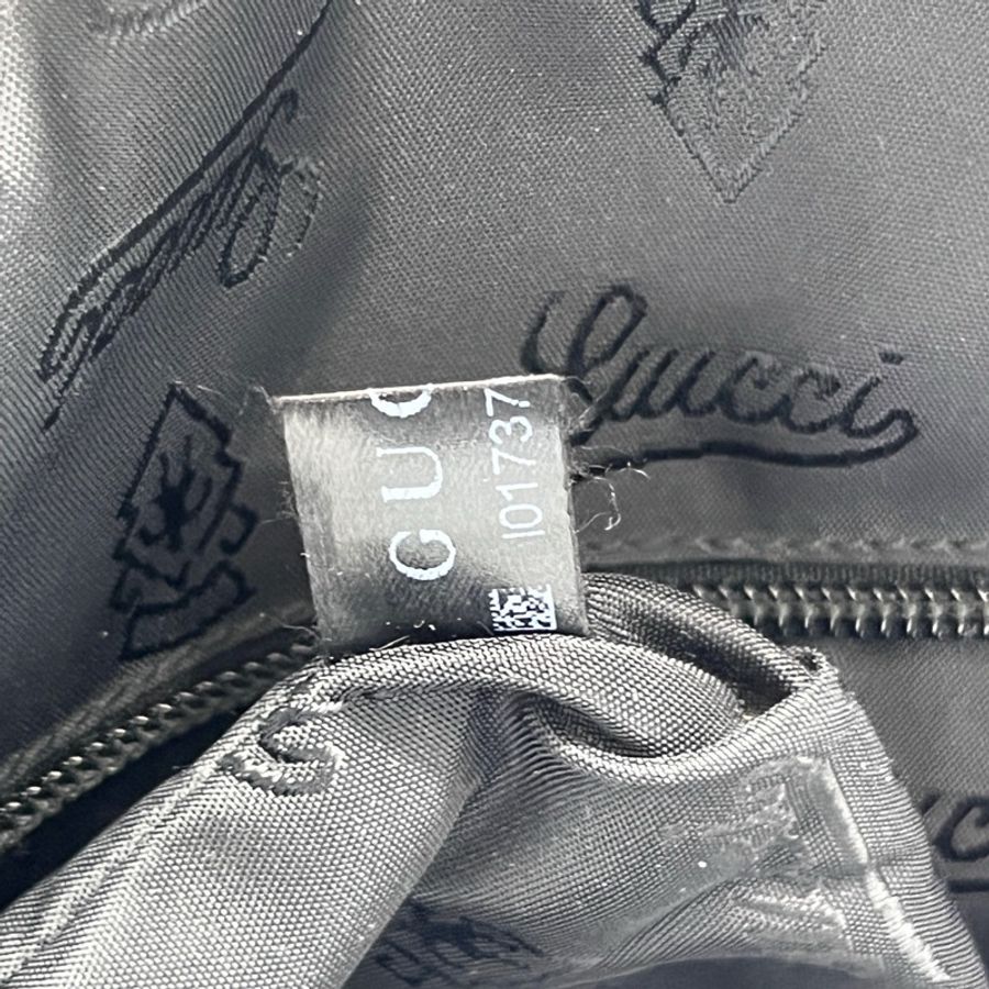 Gucci古馳 97新 黑色壓花郵差包-7