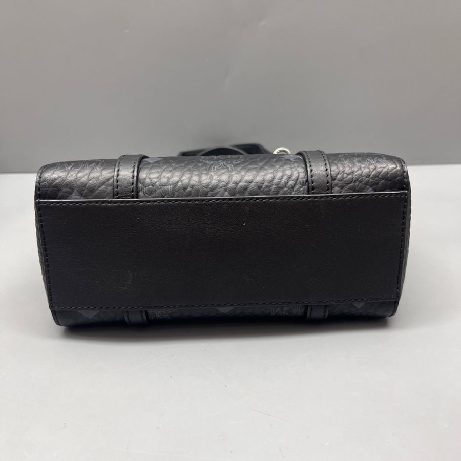 MCM 97新 黑色印花菜籃子-2