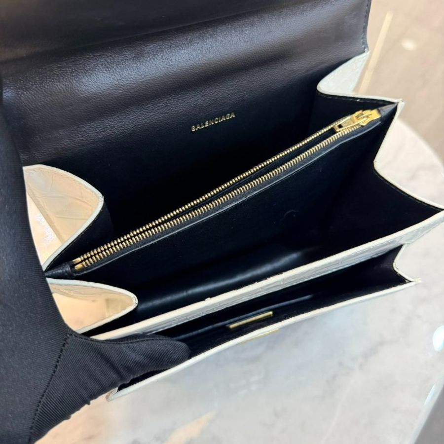 *SHIHNA名牌精品* Balenciaga Classic City金屬logo 牛皮斜背包-4