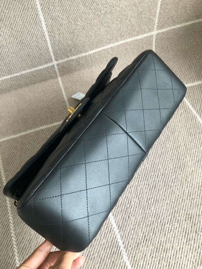 Chanel香奈兒cf jumbo黑金羊皮雙蓋鏈條包,鐳射27開-2