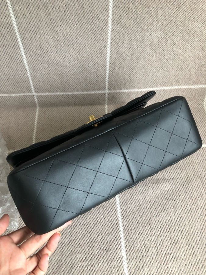 Chanel香奈兒cf jumbo黑金羊皮雙蓋鏈條包,鐳射27開-14
