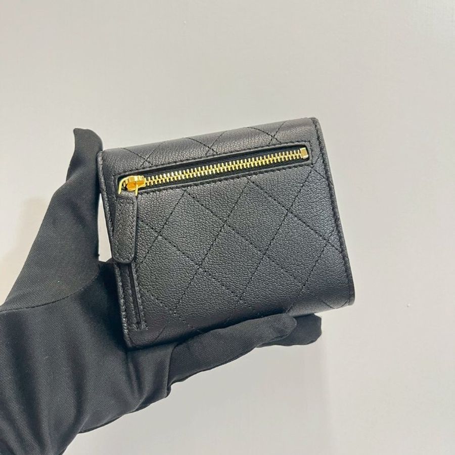 Chanel 三摺黑金短夾 荔枝皮-3