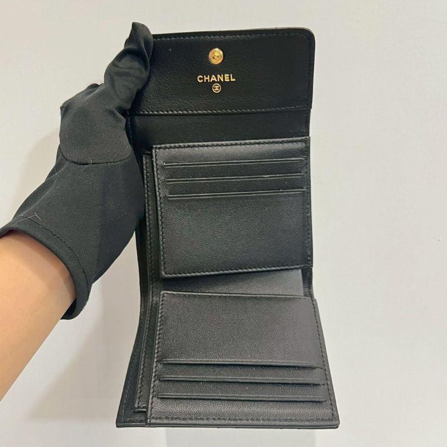Chanel 三摺黑金短夾 荔枝皮-14