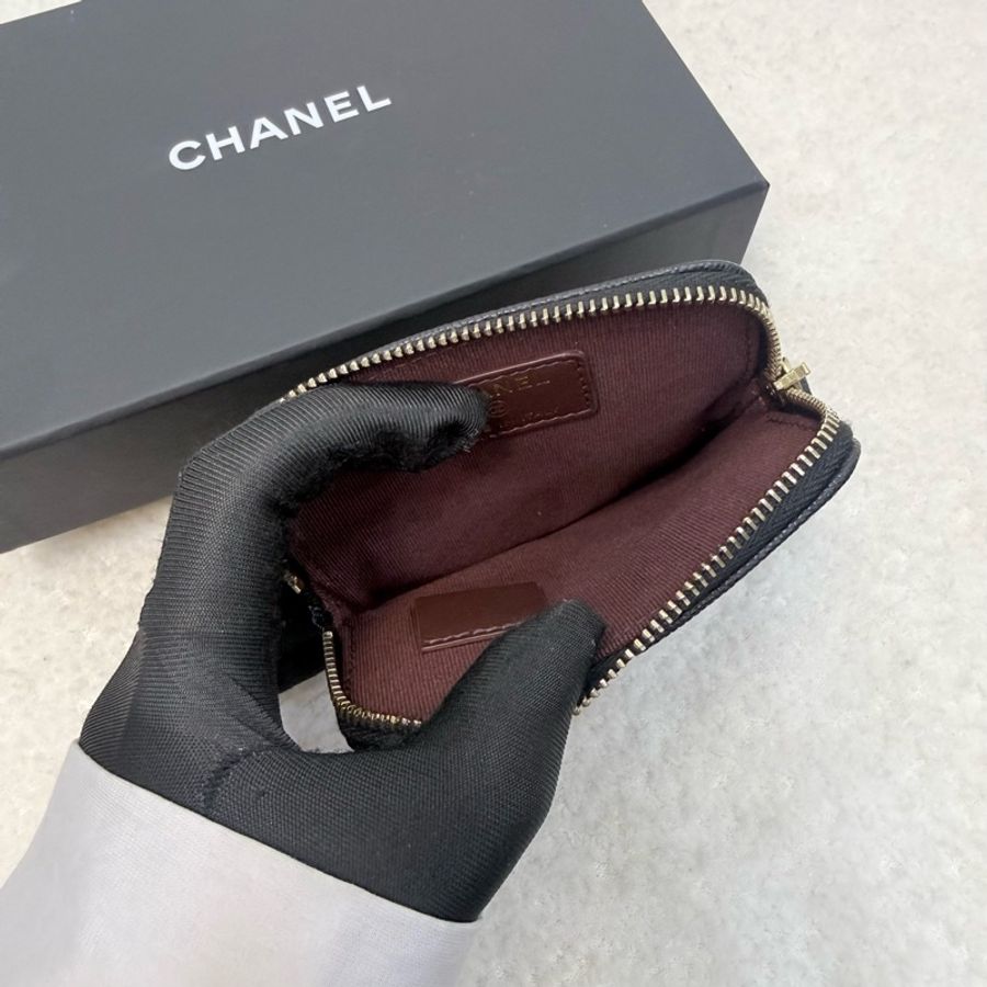 Chanel黑色荔枝皮淡金釦四層卡零錢袋-5
