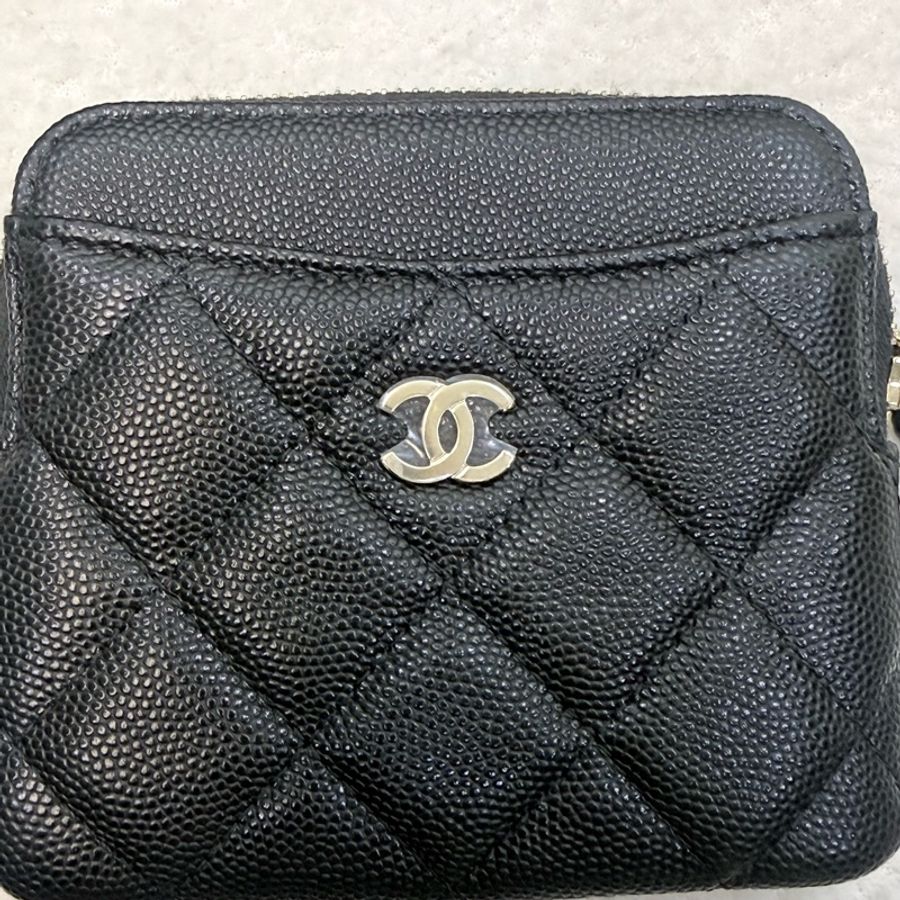 Chanel黑色荔枝皮淡金釦四層卡零錢袋-16