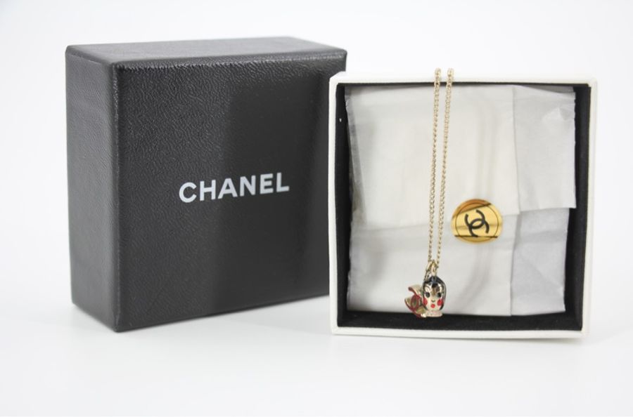 Chanel Vintage 05P 金屬娃娃頭+紅色CC頸鏈-6