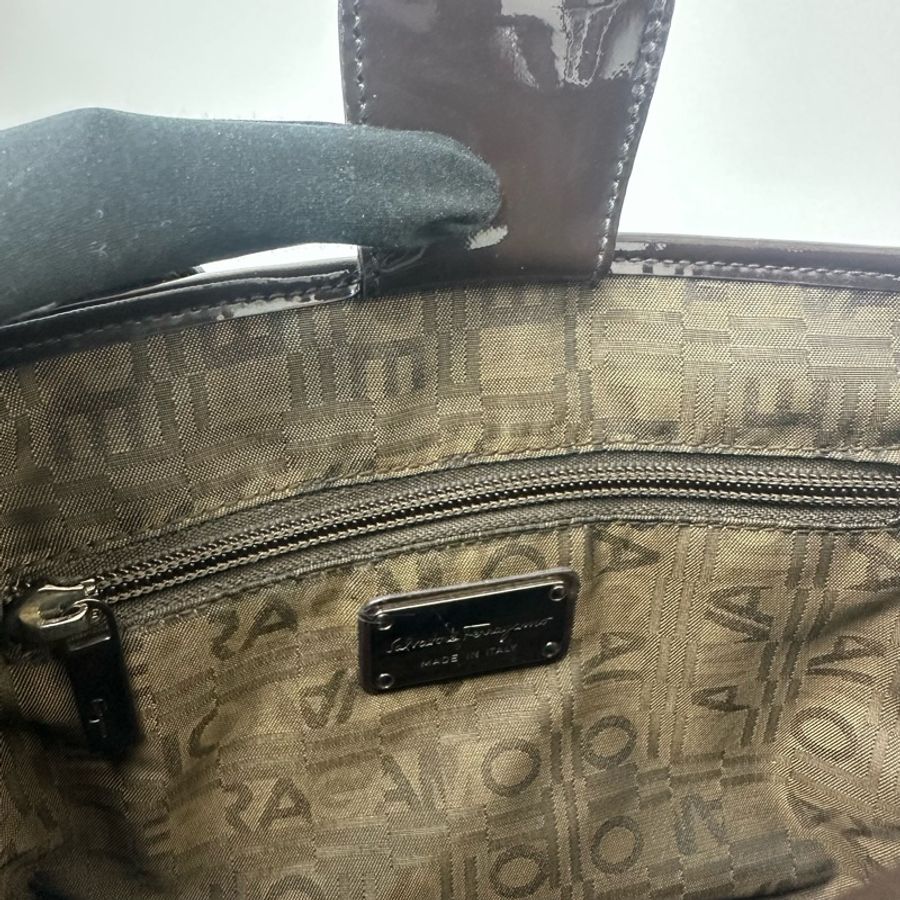 【赫蒂國際精品】 Salvatore Ferragamo 動物紋乙烯基手提包 vintage 二手 中古-28