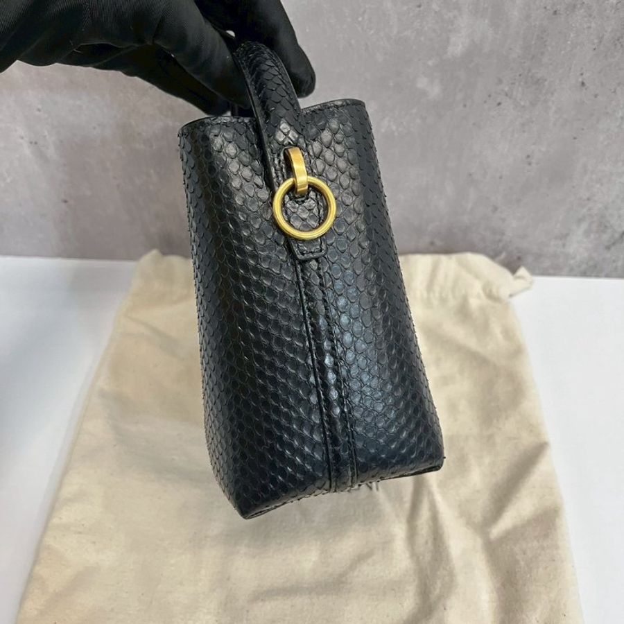 YSL 蛇皮水桶包-3