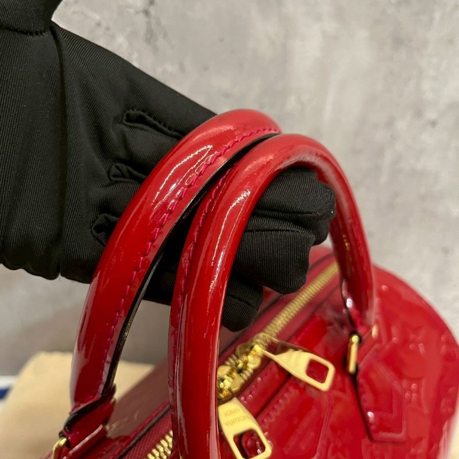 Louis Vuitton 紅色漆皮波士頓包-12
