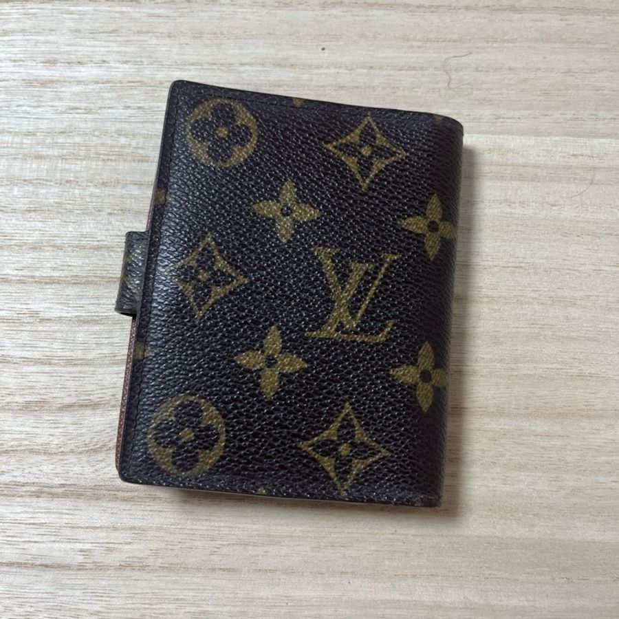 LOUIS VUITTON 卡夾-1