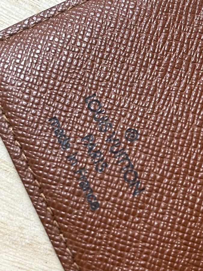 LOUIS VUITTON 卡夾-2