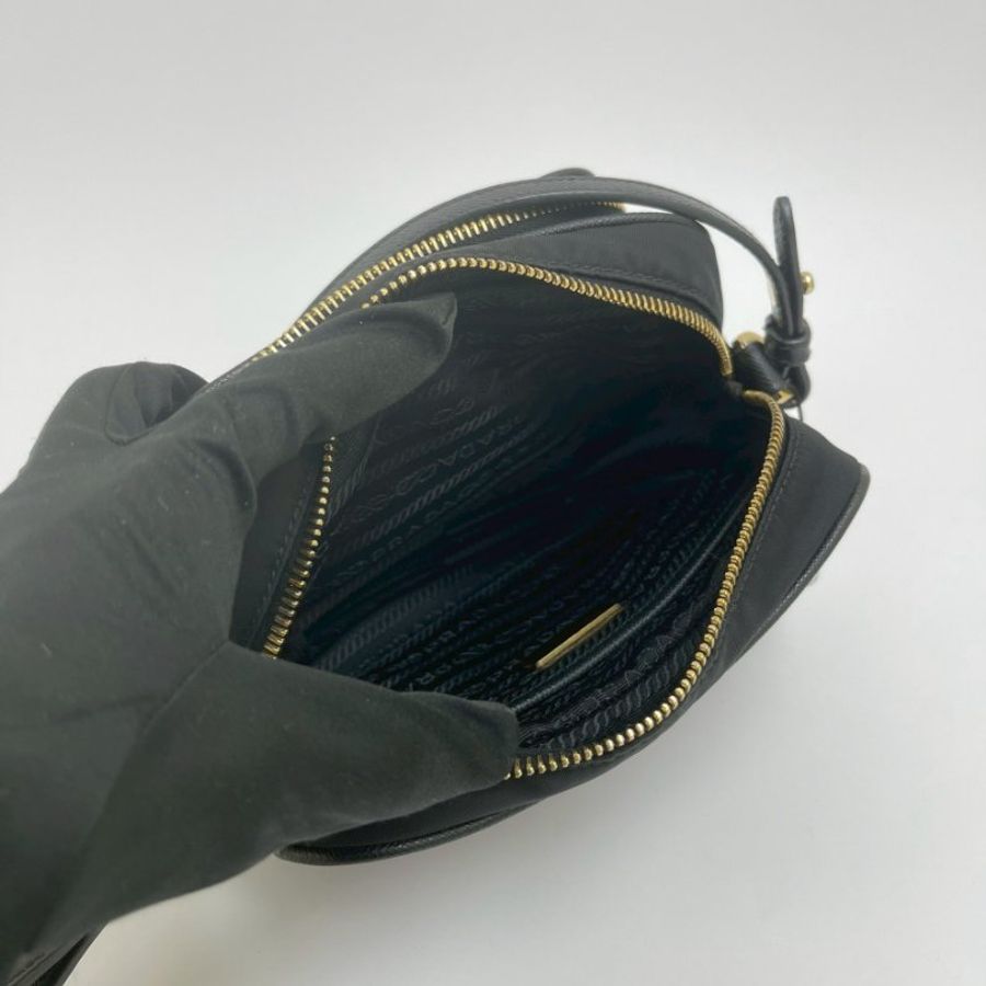 PRADA 尼龍迷你相機包-5