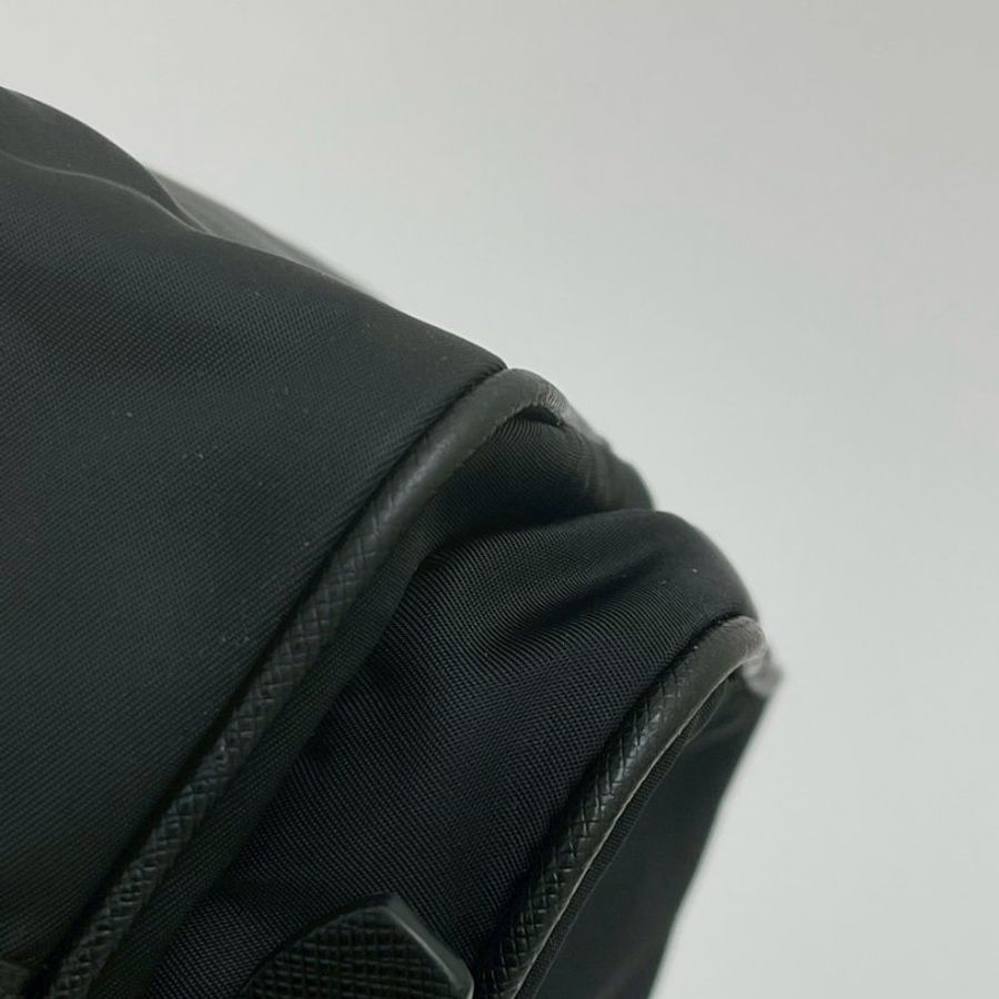 PRADA 尼龍迷你相機包-15