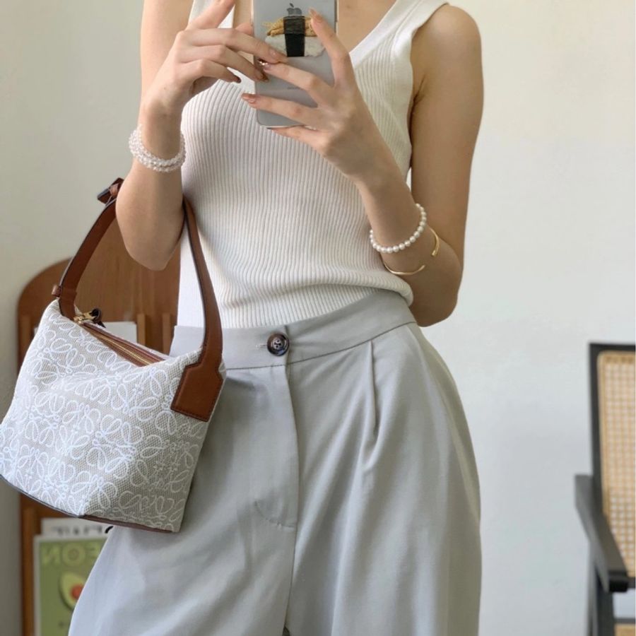 【Loewe 小可愛|這個夏天和你鎖住了🔒】LOEWE羅意威 Loewe Cubi 飯盒包 小號焦糖色-9