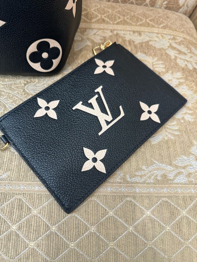 LV 黑拼米白牛皮金釦NeoNoe MM手提肩斜背水桶包M45497-14