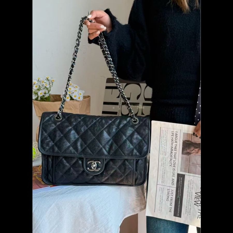 CHANEL 魚子醬 黑色 機場包-1