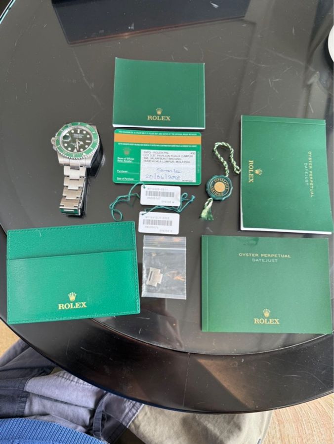 Rolex 勞力士潛航者系列 116610LV-0002 綠鬼,錶徑 40,自動機械,保卡、說明書全齊。-11