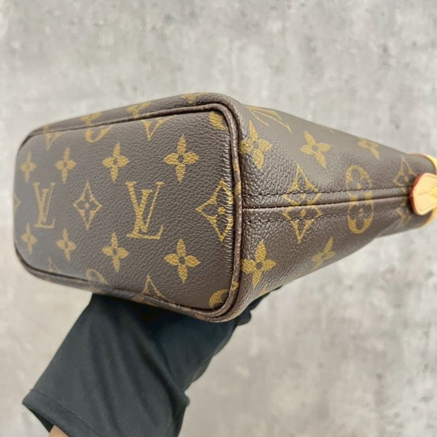 Louis Vuitton Neverfull BB-9