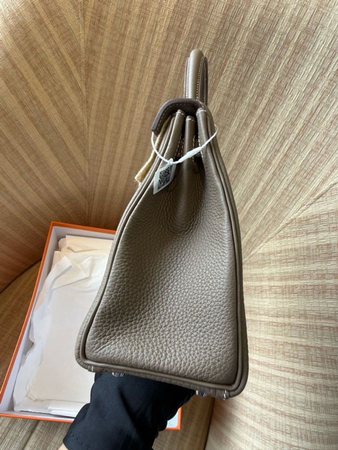愛馬仕 Hermès Kelly 25 大象灰(Etoupe),銀扣,Togo 皮,全新全套,W 刻印,24 年 12 月票據。-26