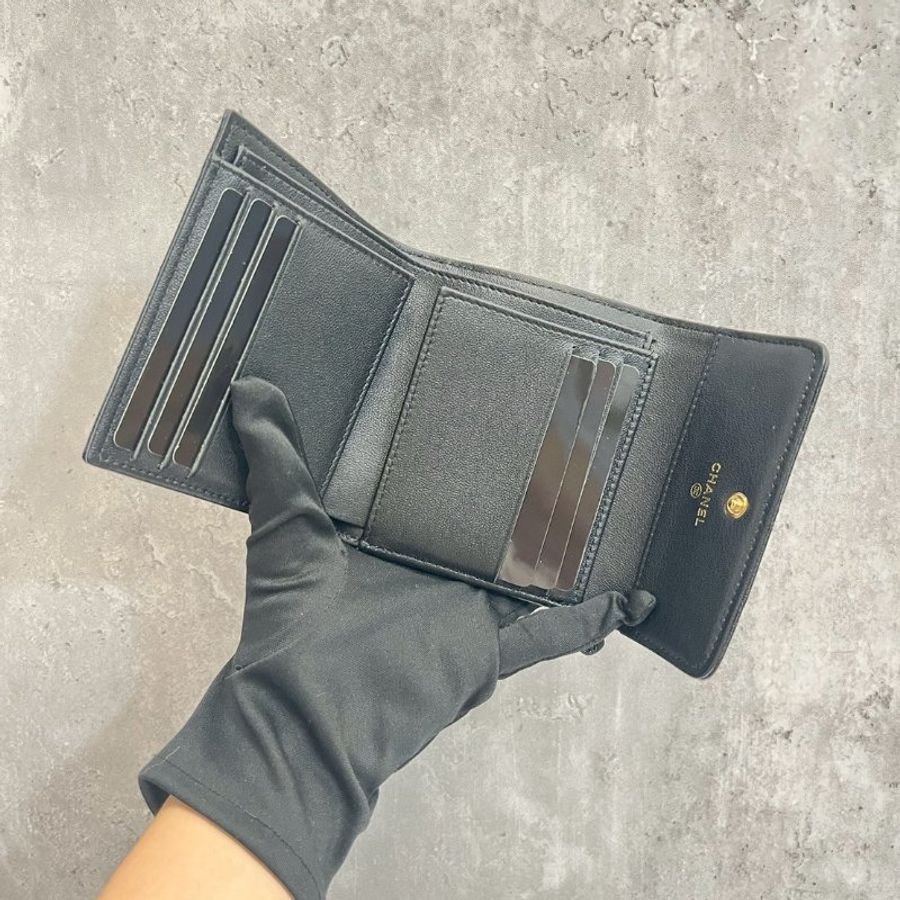 Chanel 三摺黑金短夾 荔枝皮-10