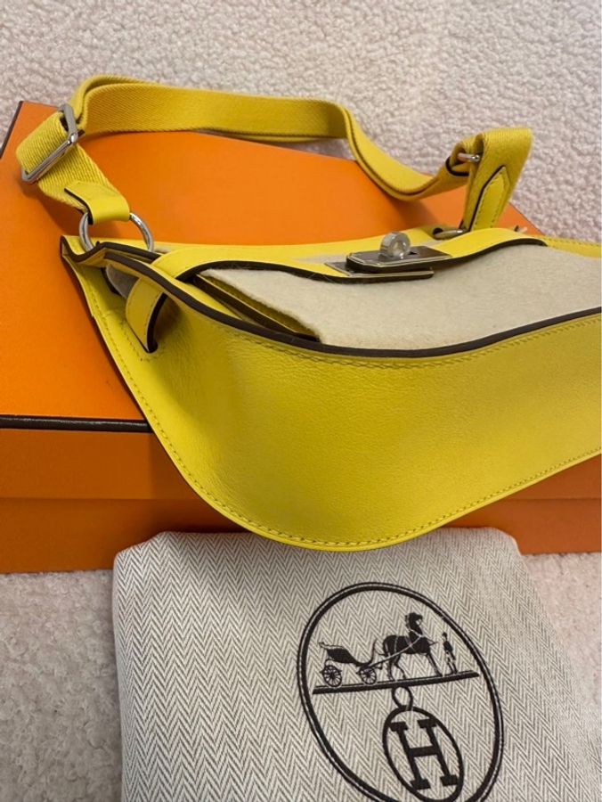 HERMES / 愛馬仕 Jypsiere 吉普賽包,閒置未使用,Swift 牛皮,那不勒斯黃。-20