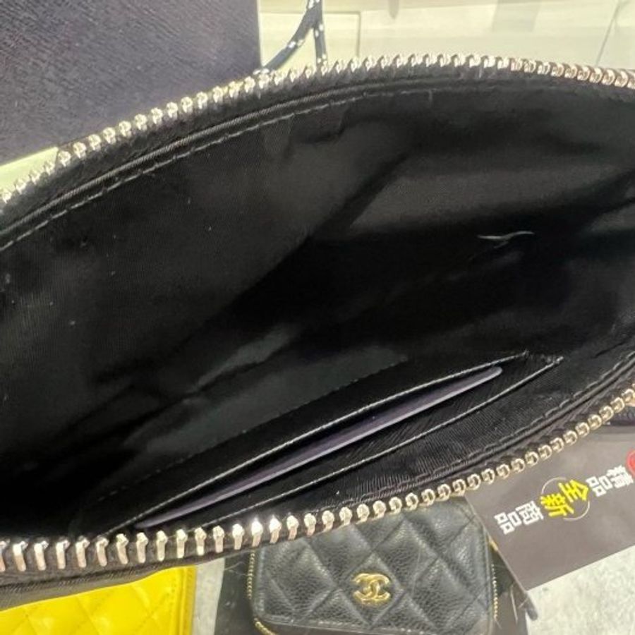 東區正精品㊣PRADA 2ZT073 IPHONE case Re-Nylon 全新黑色尼龍銀三角牌拉鍊抽繩戶外風掛繩手機包肩背包斜背包RZ6533-11