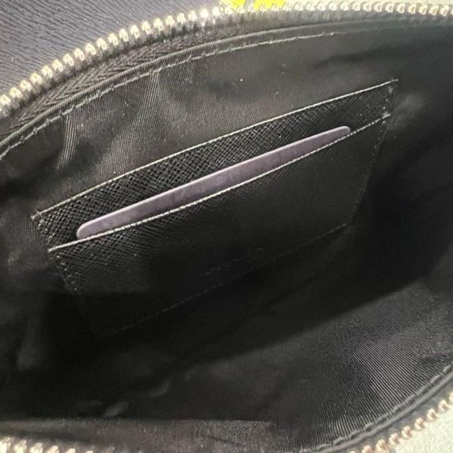 東區正精品㊣PRADA 2ZT073 IPHONE case Re-Nylon 全新黑色尼龍銀三角牌拉鍊抽繩戶外風掛繩手機包肩背包斜背包RZ6533-12