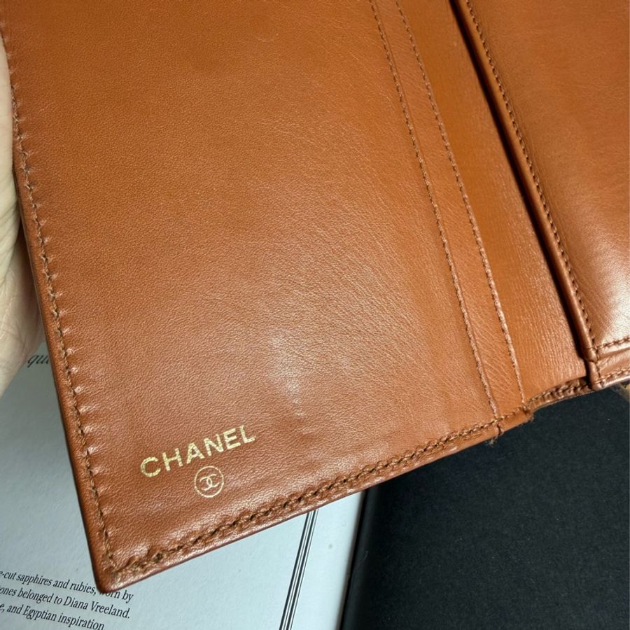 香奈兒 chanel 金棕色 蜜糖色 中古 鏈子皮夾 woc wallet on chain 金扣 翻蓋包 wallet 長夾 牛皮 魚子皮 荔枝皮 斜背包-19