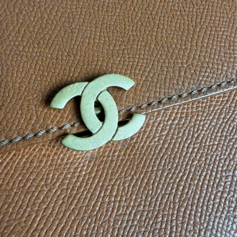 香奈兒 chanel 金棕色 蜜糖色 中古 鏈子皮夾 woc wallet on chain 金扣 翻蓋包 wallet 長夾 牛皮 魚子皮 荔枝皮 斜背包-31