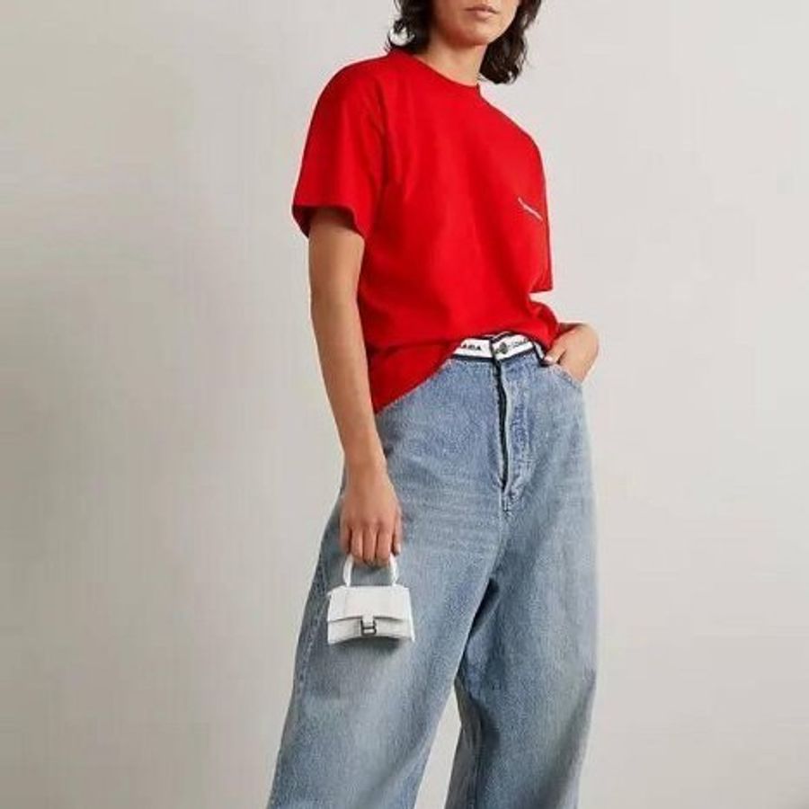 💎Han's house精品服飾💎Balenciaga 巴黎世家 刺繡 短袖 T恤 短T 紅色 原價22000-3